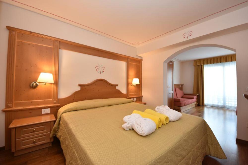 Hotel Fanes Suite&Spa Moena Buitenkant foto