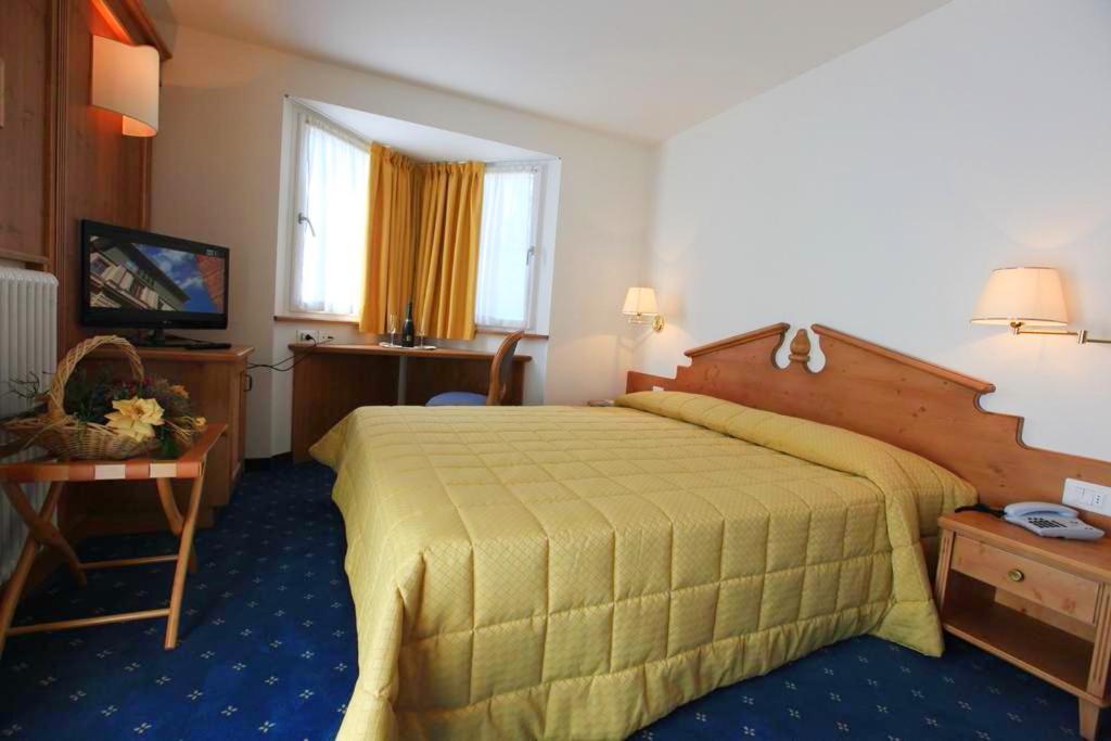 Hotel Fanes Suite&Spa Moena Buitenkant foto