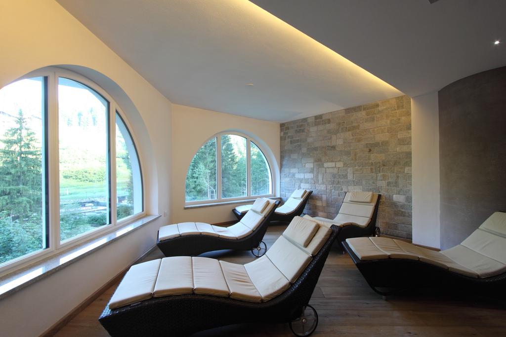 Hotel Fanes Suite&Spa Moena Buitenkant foto