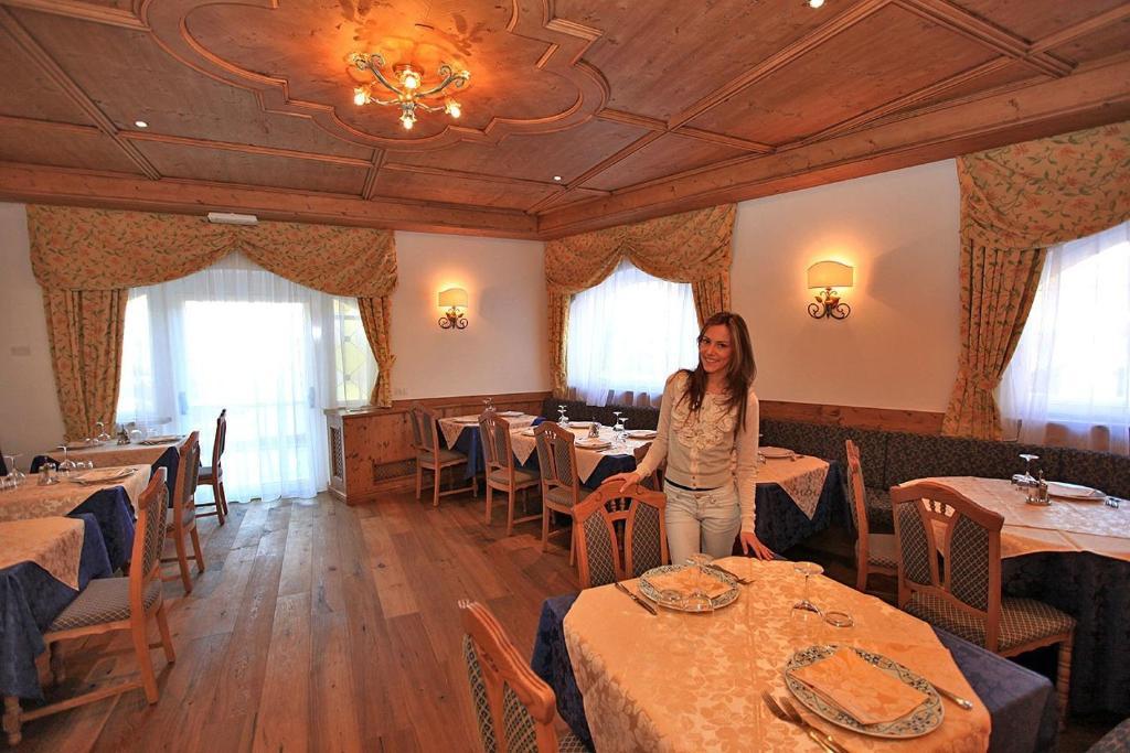 Hotel Fanes Suite&Spa Moena Buitenkant foto