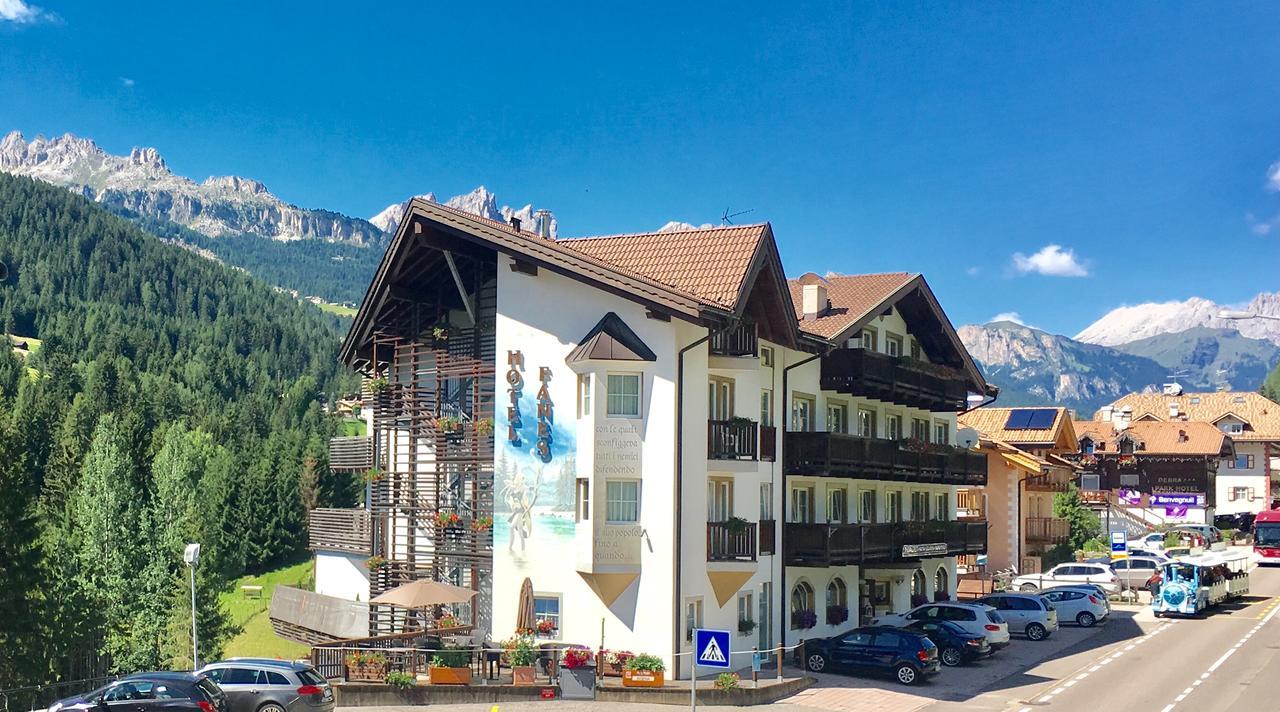 Hotel Fanes Suite&Spa Moena Buitenkant foto